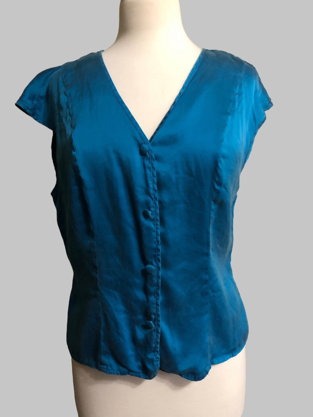 Sleeveless Blue August Silk blouse (M)